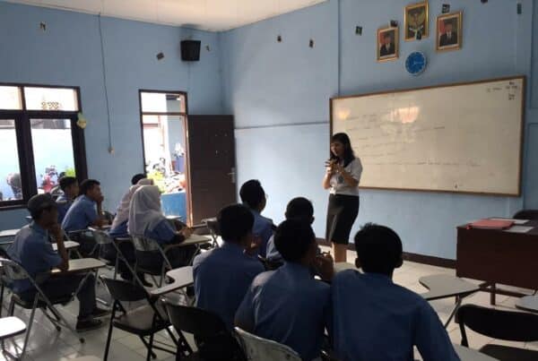 BNNK Cimahi mengajak pelajar SMK TI Garuda Cimahi berperan serta dalam upaya P4GN