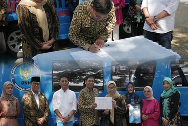 JALIN HUBUNGAN LEBIH ERAT, BNN KOTA CIMAHI TANDA TANGANI MOU DENGAN TIGA LEMBAGA INI